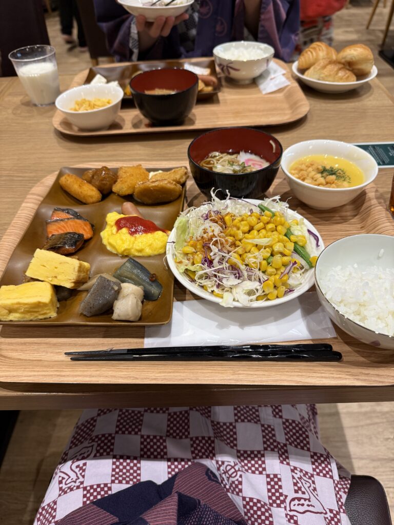 朝食
